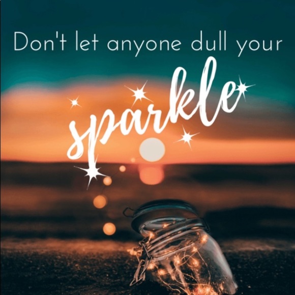 Meet your Posher, Cindy - Picture 5 of 5